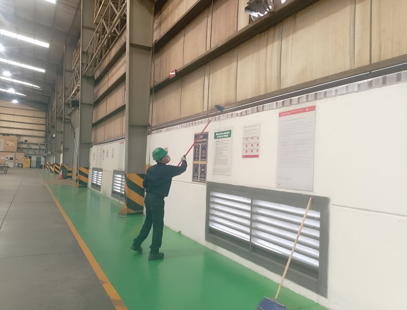 Mantenimiento de nave industrial